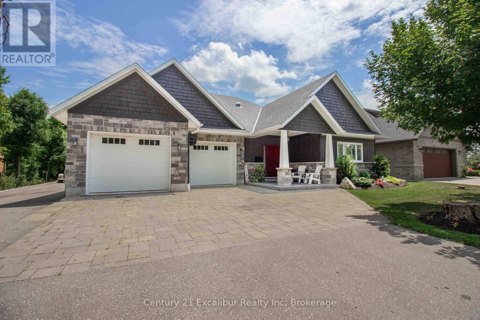 566 St. Patrick Street E, Centre Wellington, Ontario  N1M 1N2 - Photo 3 - X12462704