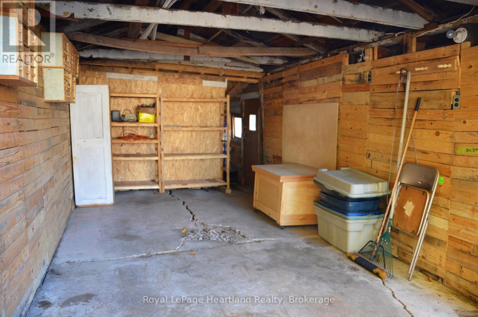 122 Mary Street, Central Huron, Ontario  N0M 1L0 - Photo 18 - X12462725