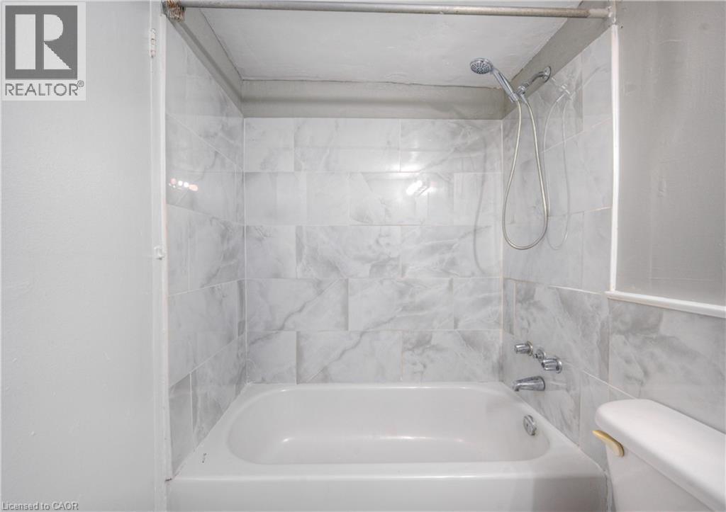 15 Nicklaus Drive, Hamilton, Ontario  L8K 5J5 - Photo 22 - 40779099