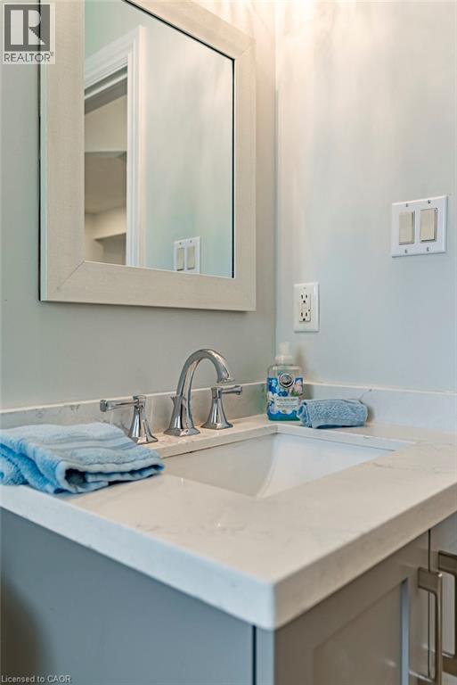 105 Mcelroy Road E, Hamilton, Ontario  L9A 1Z1 - Photo 22 - 40778646