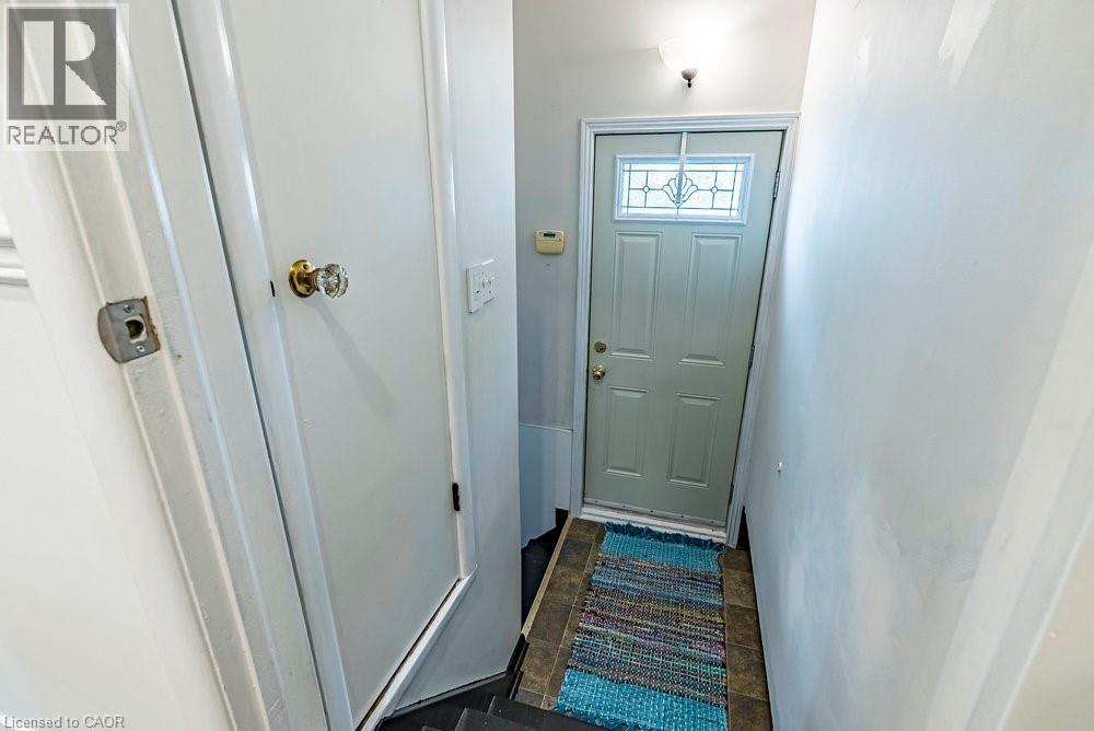 105 Mcelroy Road E, Hamilton, Ontario  L9A 1Z1 - Photo 25 - 40778646