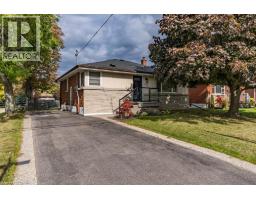 105 MCELROY Road E, Hamilton, Ontario
