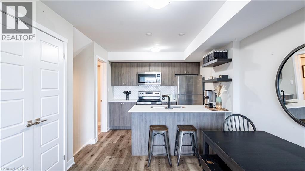 1331 Countrystone Drive Unit# B4, Kitchener, Ontario  N2N 3R9 - Photo 8 - 40779013