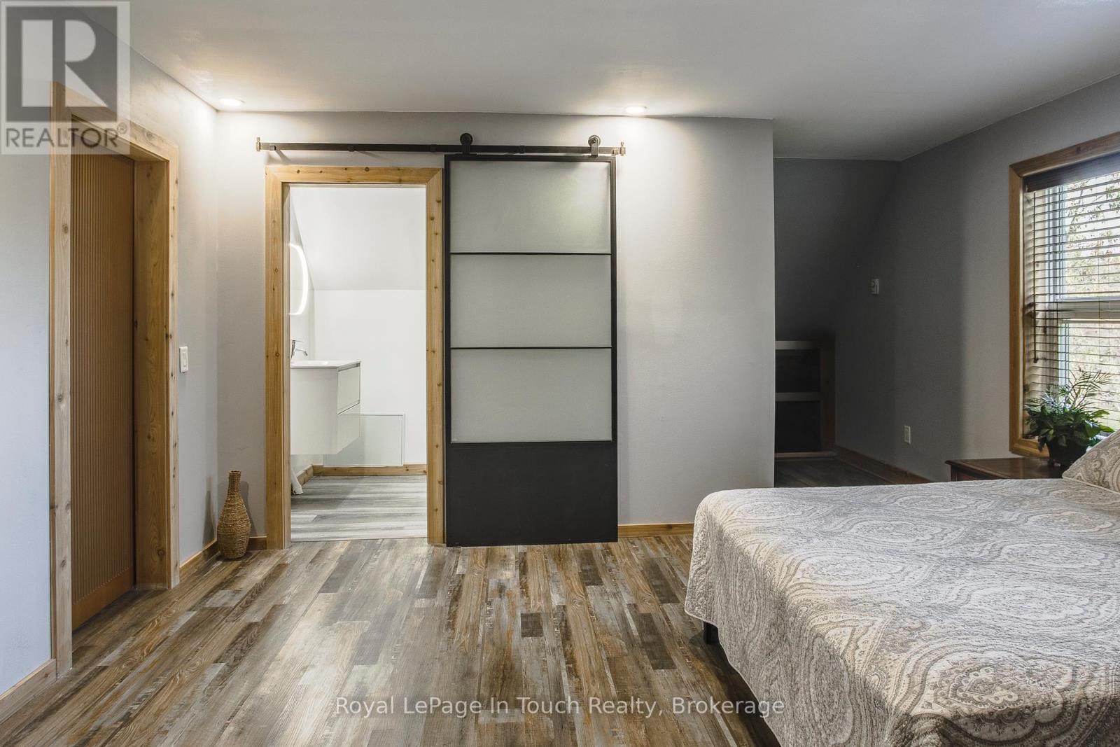 142 Duck Bay Road, Tay, Ontario  L0K 2C0 - Photo 23 - S12463255