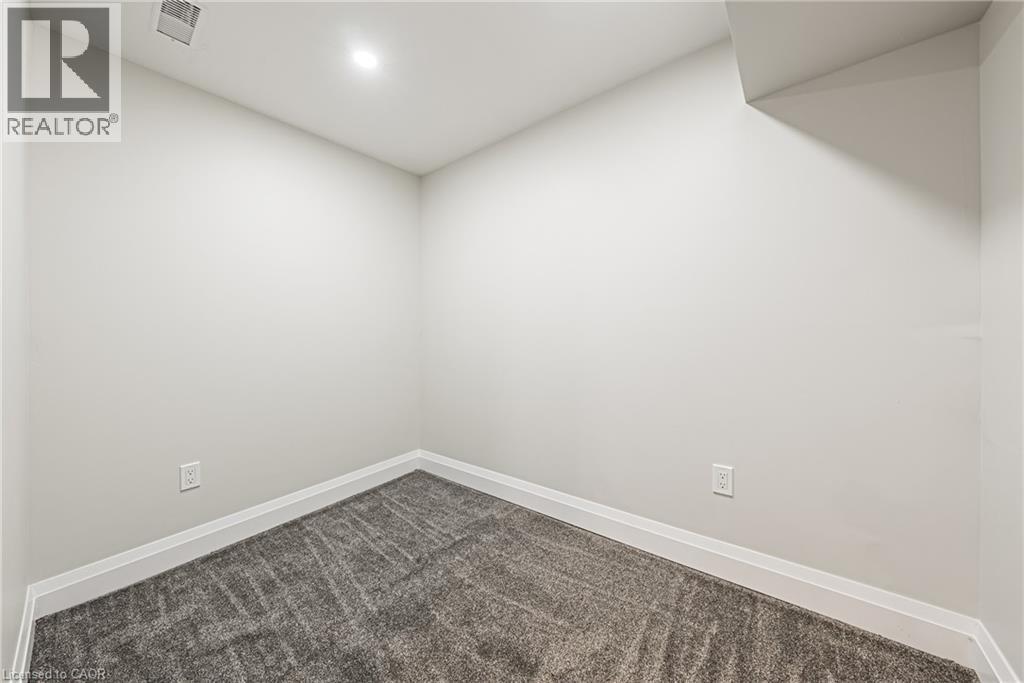 5033 Pinedale Avenue Unit# 48, Burlington, Ontario  L7L 5J6 - Photo 26 - 40779294