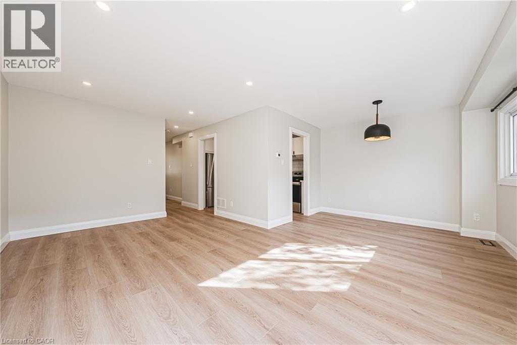 5033 Pinedale Avenue Unit# 48, Burlington, Ontario  L7L 5J6 - Photo 8 - 40779294