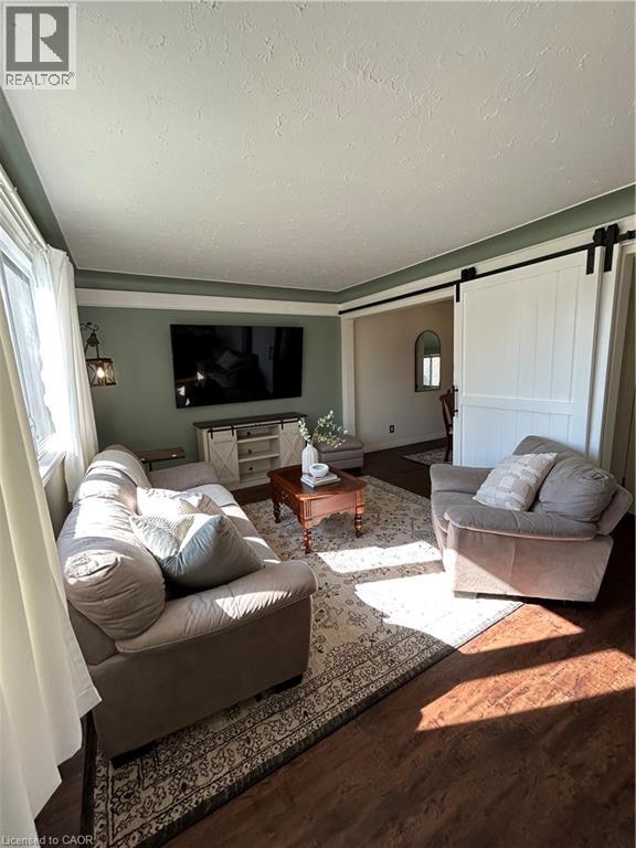 18 Flanders Avenue, St. Catharines, Ontario  L2M 5X3 - Photo 10 - 40779420