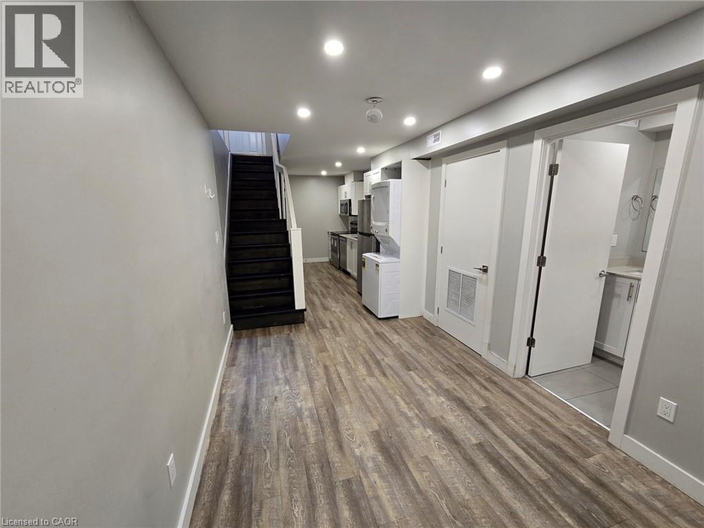 102 Wellington Street N Unit# 1, Hamilton, Ontario  L8R 1N3 - Photo 2 - 40779172