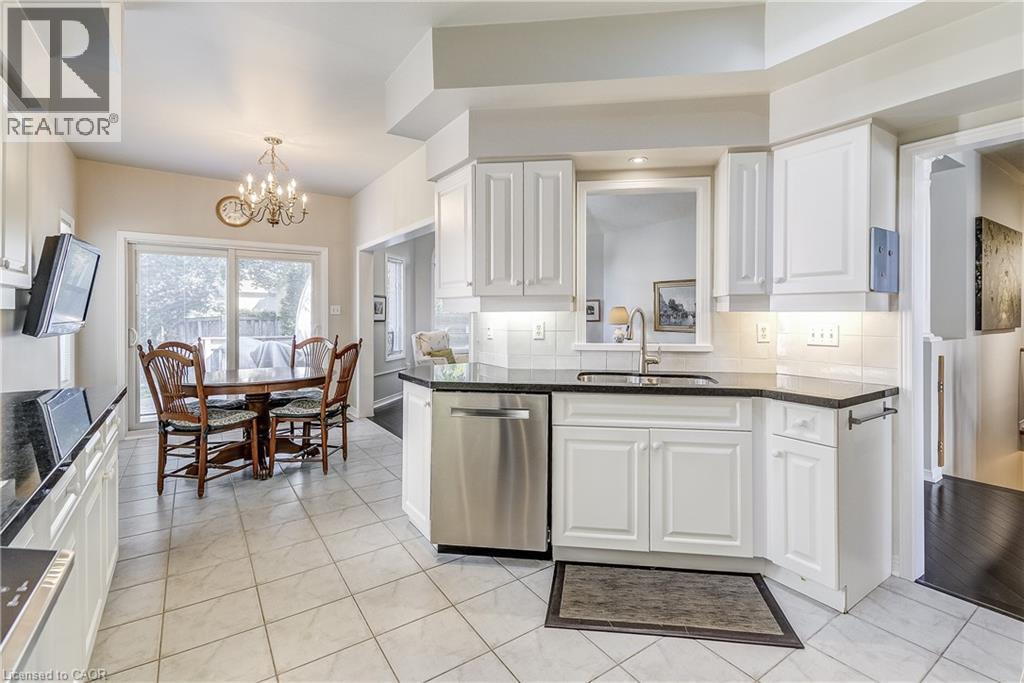 2115 Turnberry Road, Burlington, Ontario  L7M 4J4 - Photo 14 - 40779254