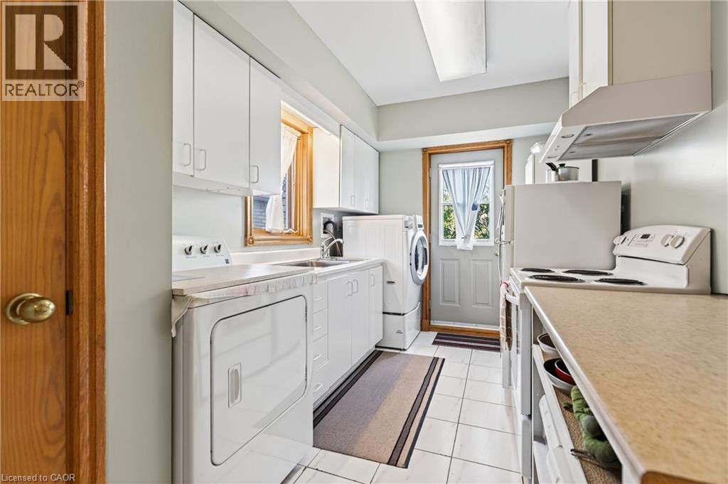 79 Maple Drive, Hamilton, Ontario  L8G 3C6 - Photo 9 - 40777078