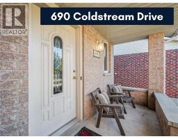 690 COLDSTREAM Drive, Waterloo, Ontario