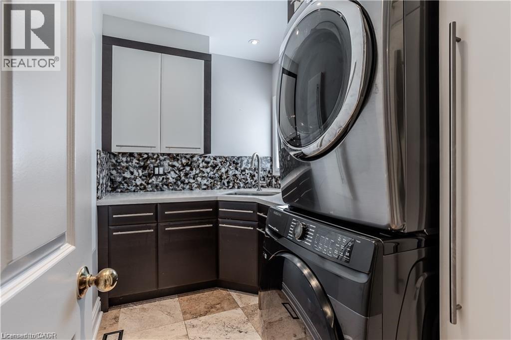 1400 Tamworth Court, Burlington, Ontario  L7P 4V3 - Photo 13 - 40779899