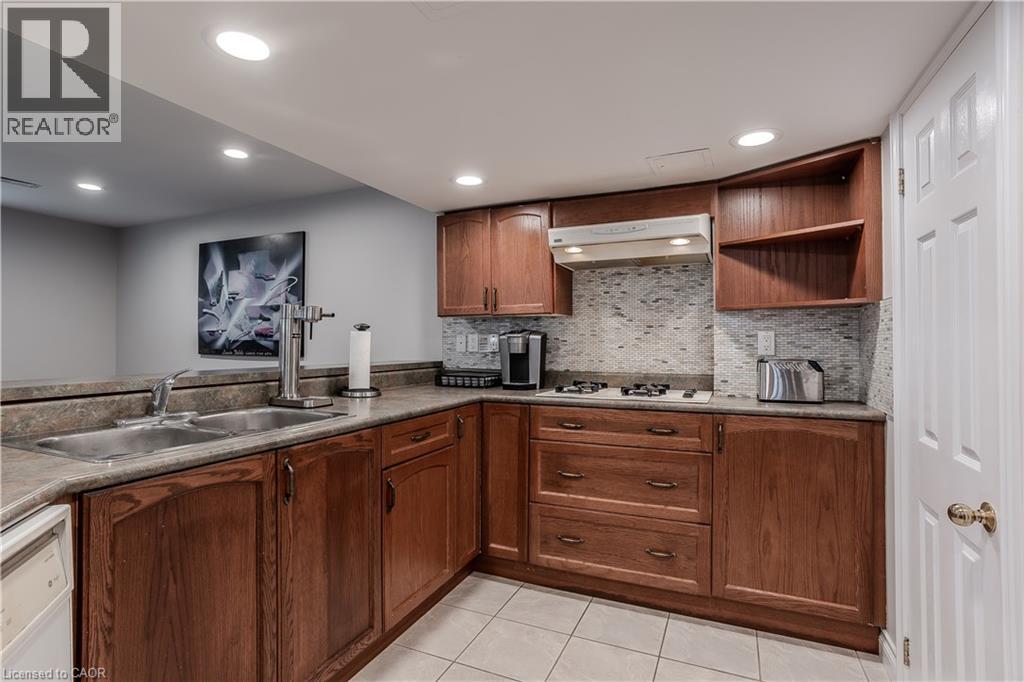 1400 Tamworth Court, Burlington, Ontario  L7P 4V3 - Photo 34 - 40779899
