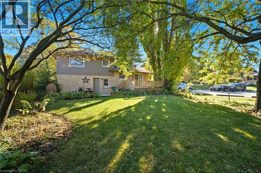 37 Kensington Avenue, Kitchener, Ontario  N2B 1J5 - Photo 2 - 40779959