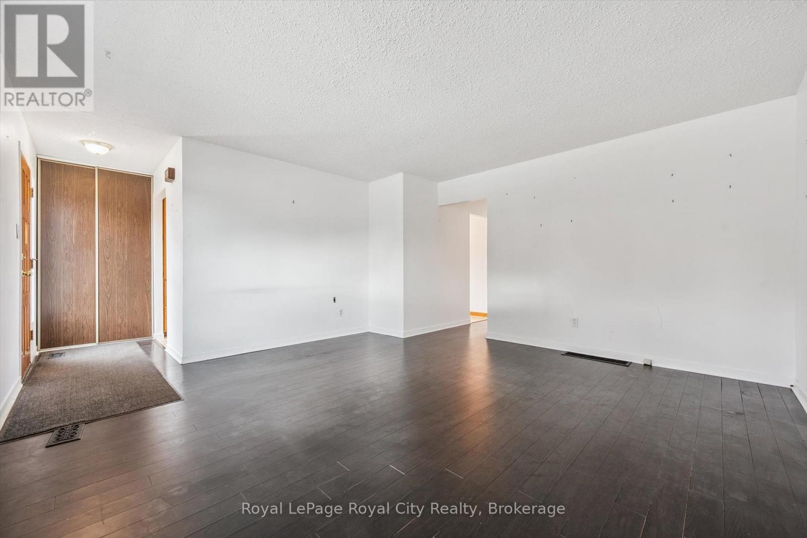 24 Hooper Street, Guelph, Ontario  N1E 5W5 - Photo 11 - X12469042