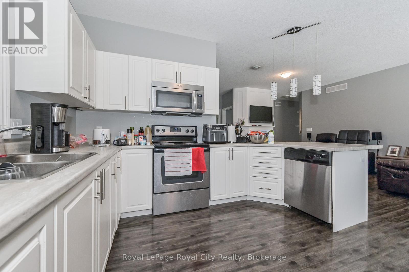 145 Kertland Street, Centre Wellington, Ontario  N0B 1S0 - Photo 11 - X12469166