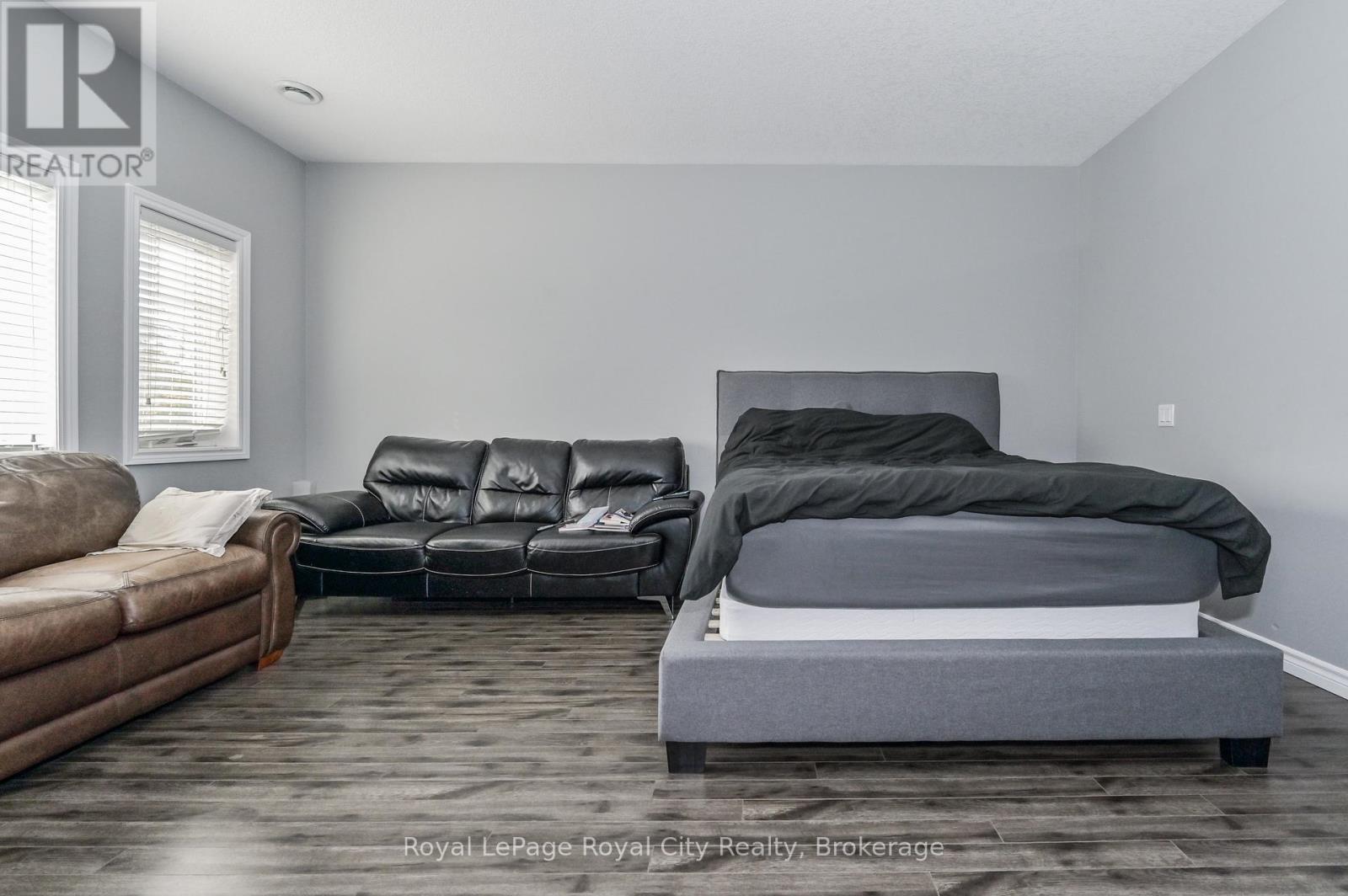 145 Kertland Street, Centre Wellington, Ontario  N0B 1S0 - Photo 17 - X12469166