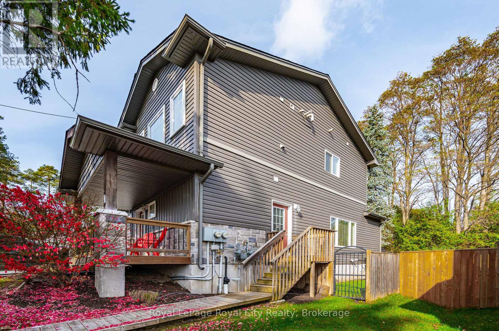 145 Kertland Street, Centre Wellington, Ontario  N0B 1S0 - Photo 27 - X12469166
