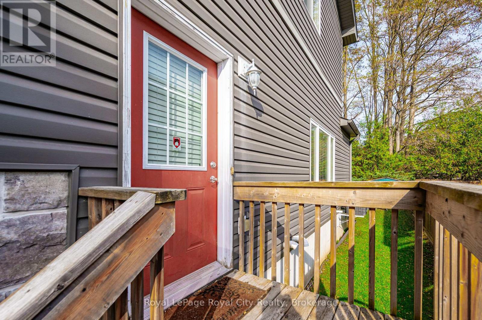 145 Kertland Street, Centre Wellington, Ontario  N0B 1S0 - Photo 28 - X12469166