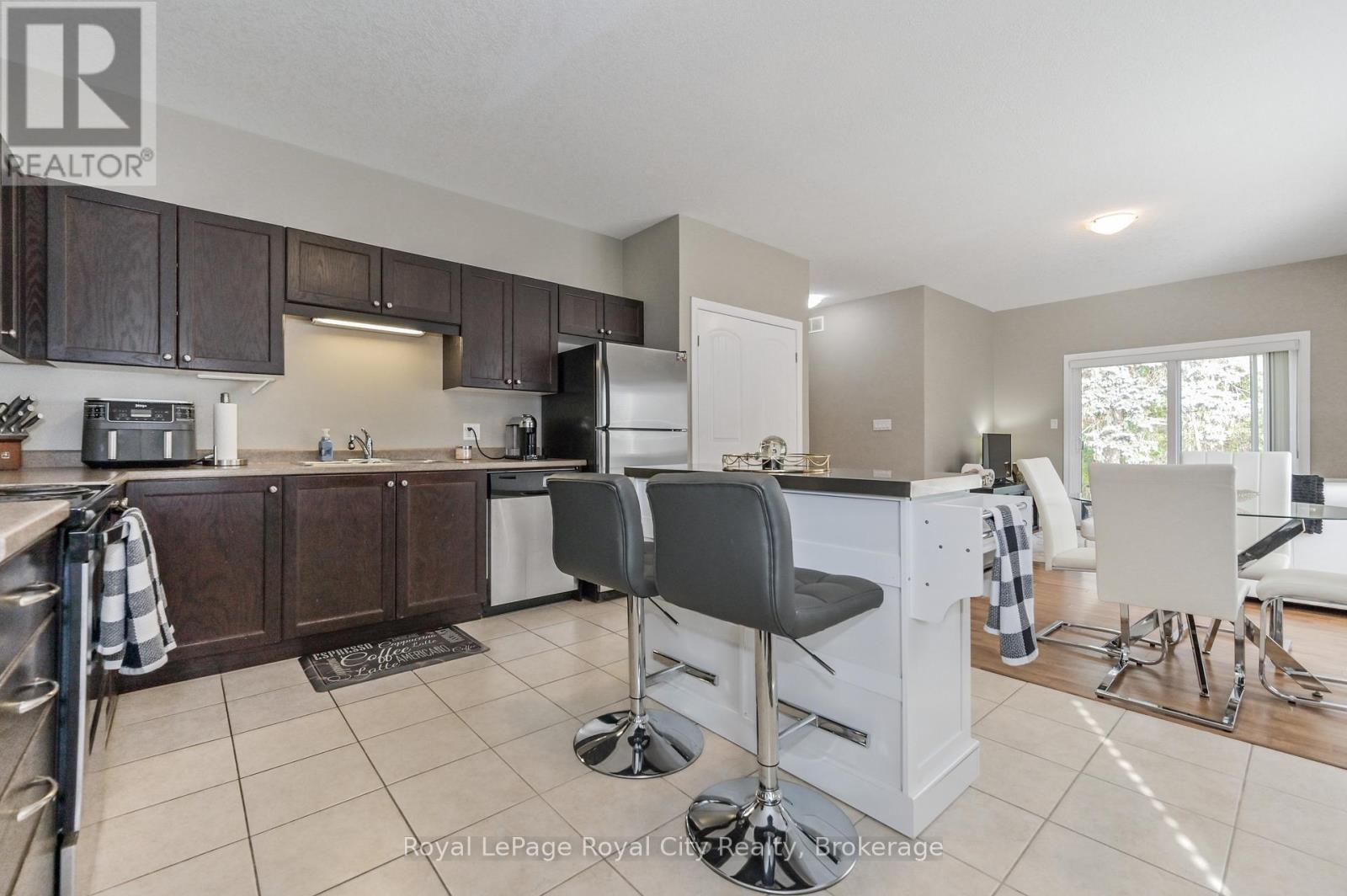 145 Kertland Street, Centre Wellington, Ontario  N0B 1S0 - Photo 33 - X12469166
