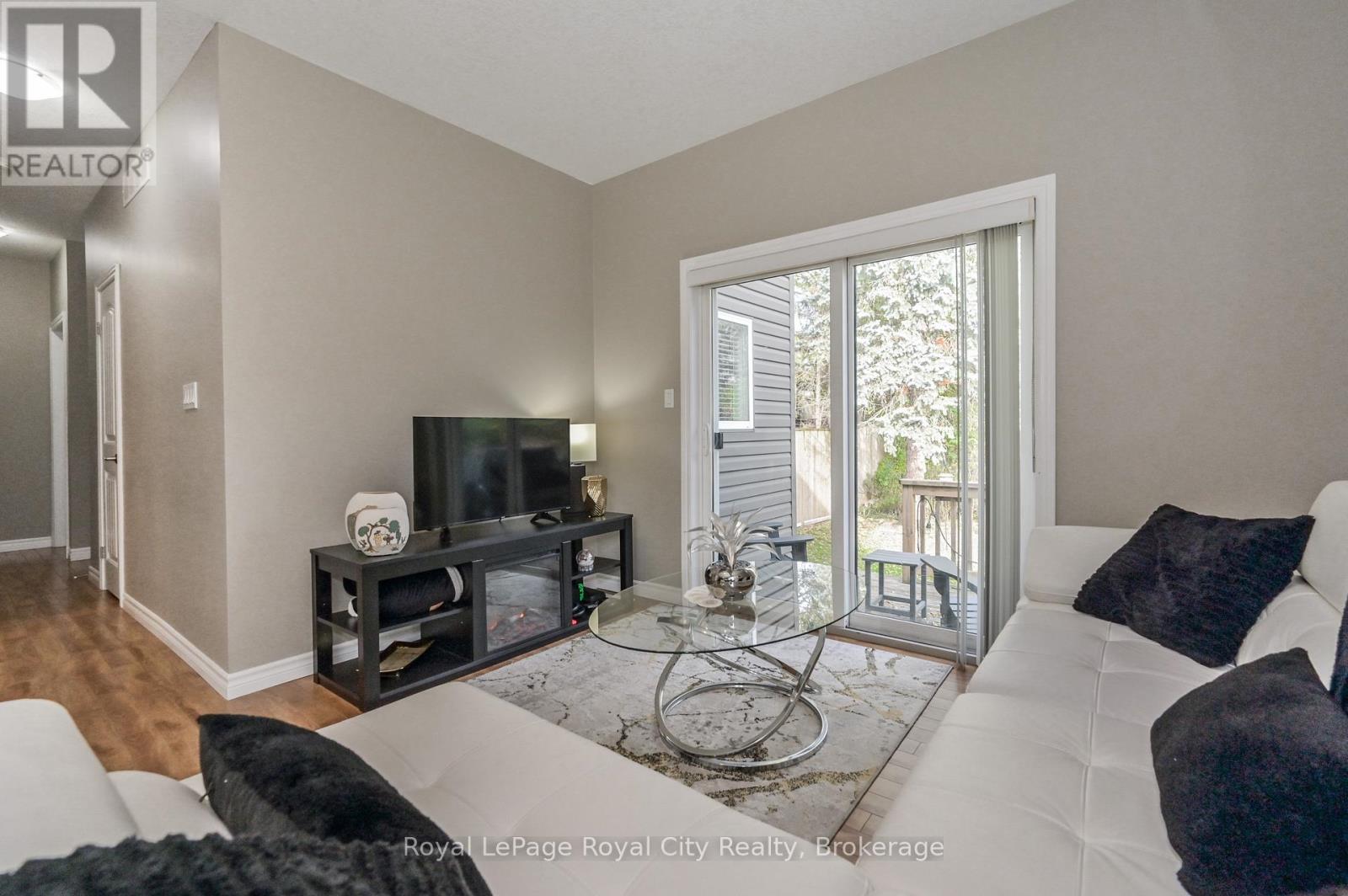 145 Kertland Street, Centre Wellington, Ontario  N0B 1S0 - Photo 37 - X12469166
