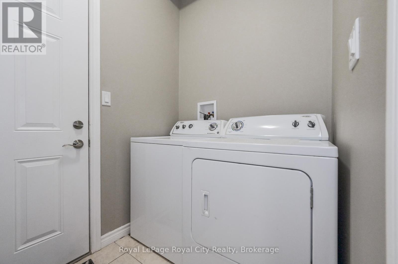 145 Kertland Street, Centre Wellington, Ontario  N0B 1S0 - Photo 41 - X12469166