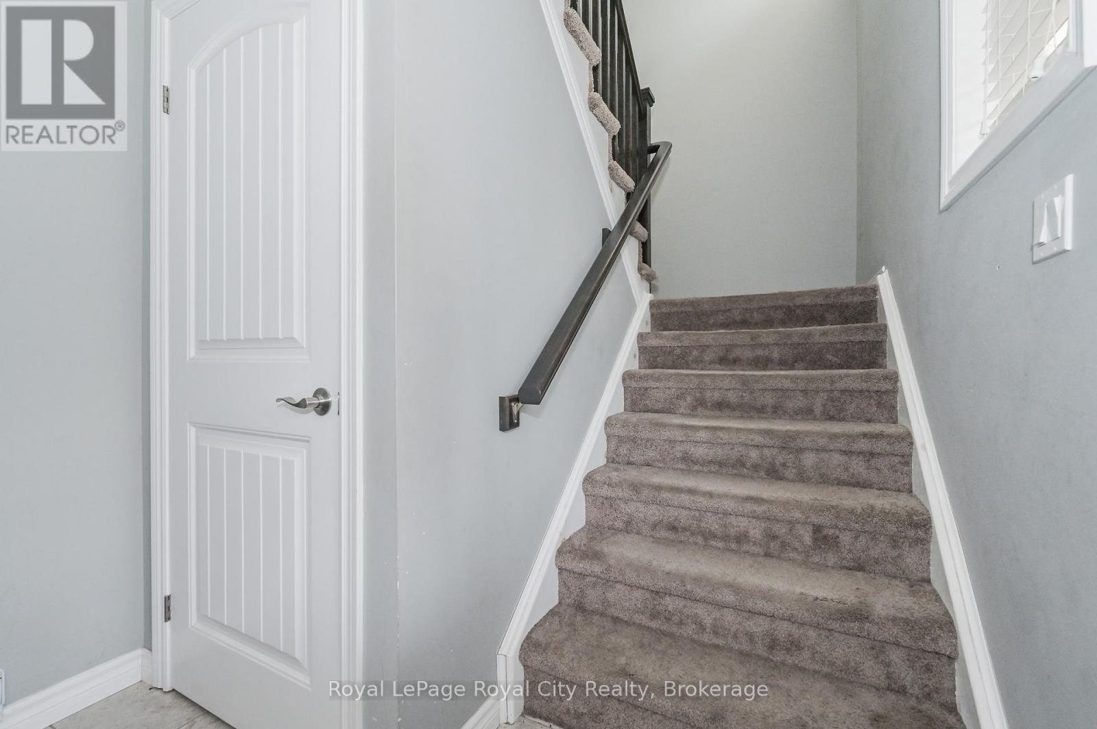 145 Kertland Street, Centre Wellington, Ontario  N0B 1S0 - Photo 6 - X12469166