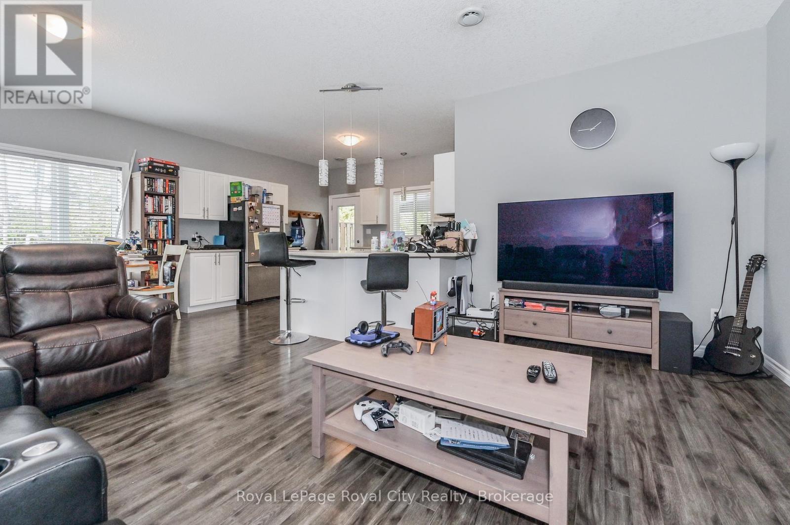 145 Kertland Street, Centre Wellington, Ontario  N0B 1S0 - Photo 7 - X12469166