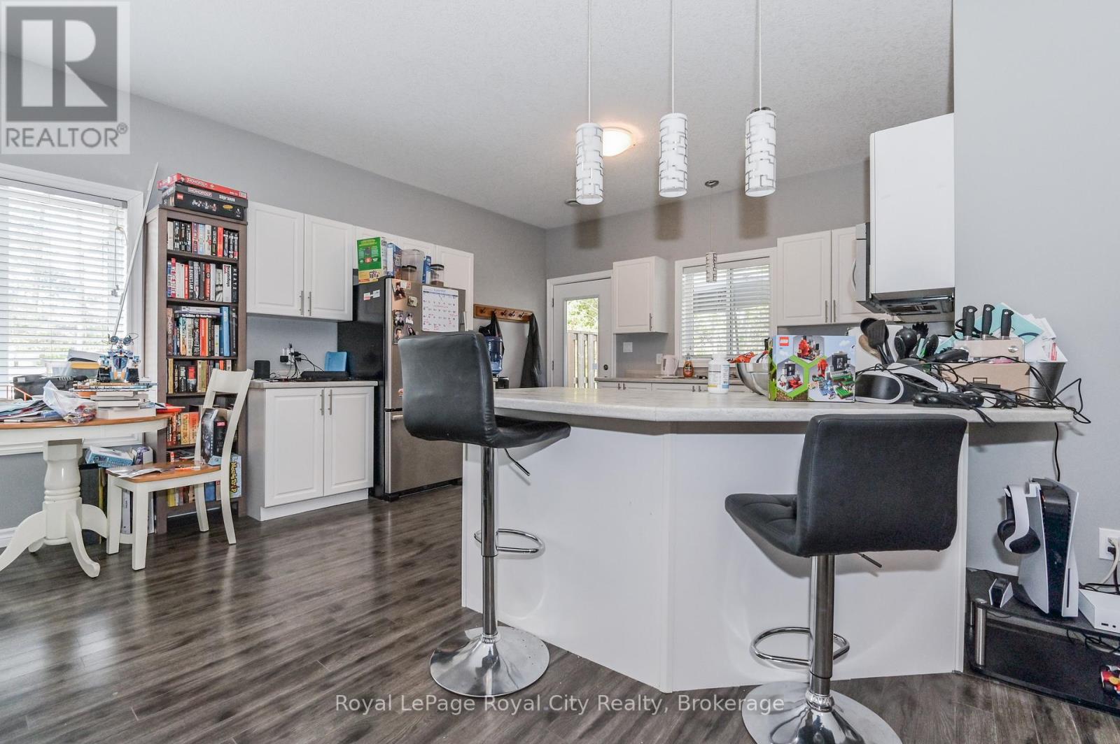 145 Kertland Street, Centre Wellington, Ontario  N0B 1S0 - Photo 8 - X12469166