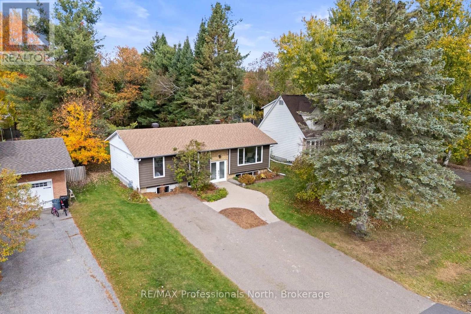 11 Andrea Drive, Bracebridge, Ontario  P1L 1C5 - Photo 38 - X12469199