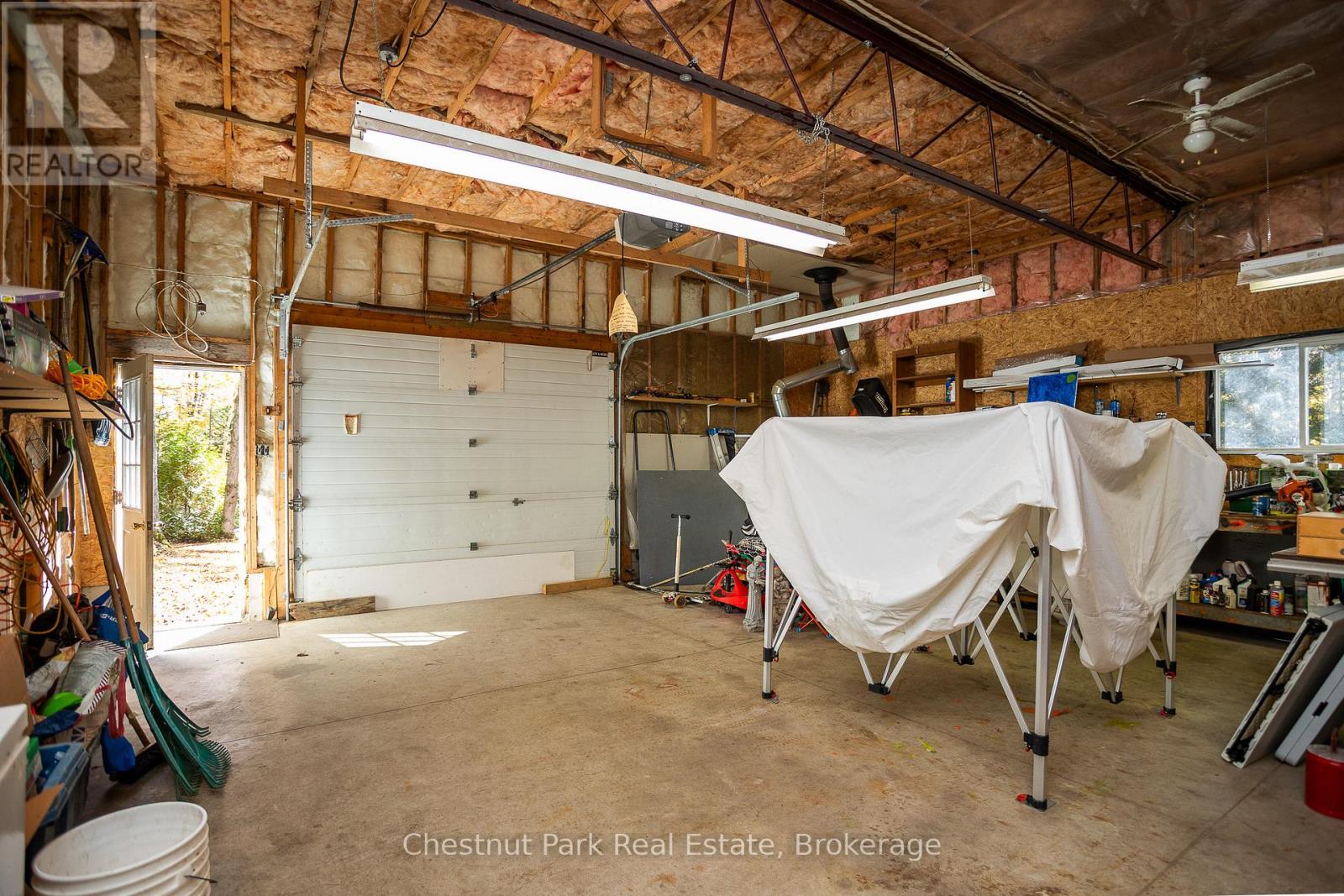 305 Barney's Boulevard, Northern Bruce Peninsula, Ontario  N0H 1Z0 - Photo 35 - X12469374