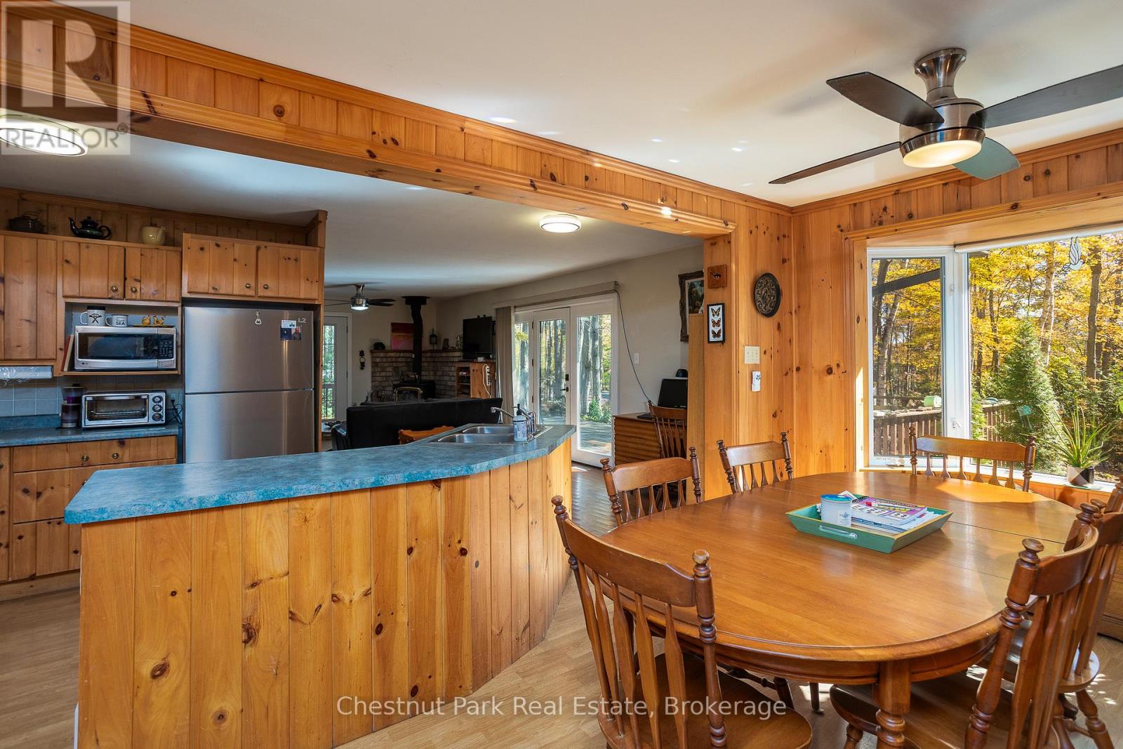 305 Barney's Boulevard, Northern Bruce Peninsula, Ontario  N0H 1Z0 - Photo 6 - X12469374