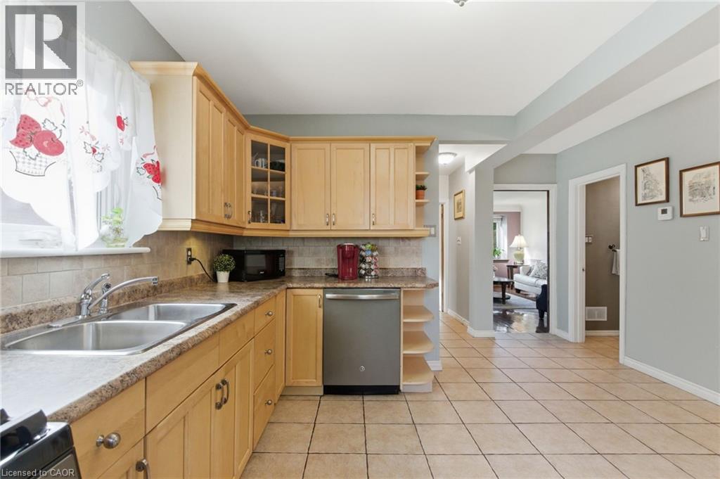 91 East 42nd Street, Hamilton, Ontario  L8T 3A2 - Photo 13 - 40779389