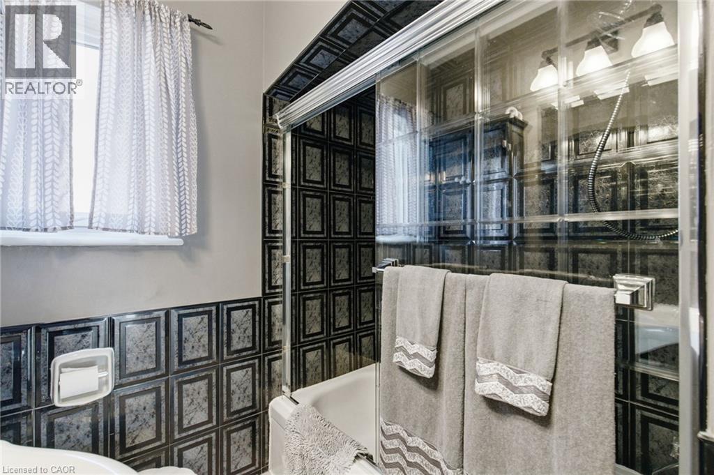 91 East 42nd Street, Hamilton, Ontario  L8T 3A2 - Photo 19 - 40779389