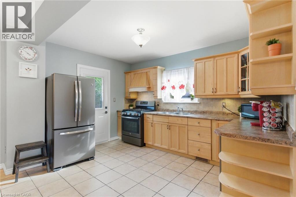 91 East 42nd Street, Hamilton, Ontario  L8T 3A2 - Photo 8 - 40779389