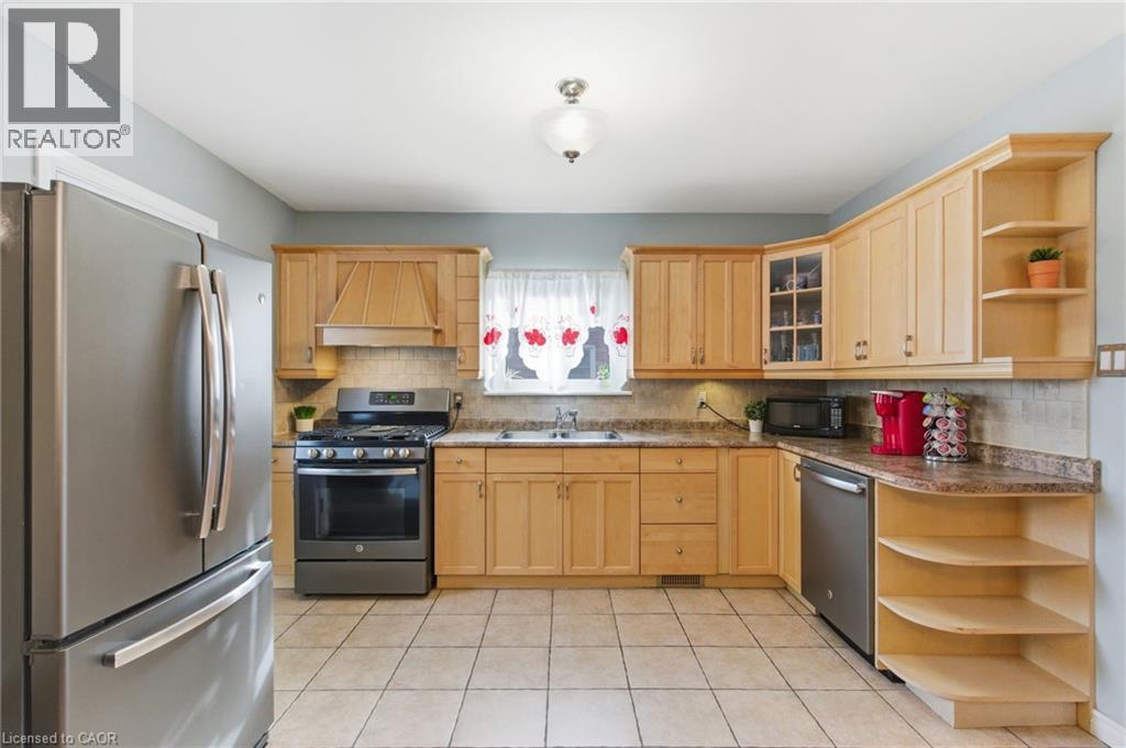 91 East 42nd Street, Hamilton, Ontario  L8T 3A2 - Photo 9 - 40779389