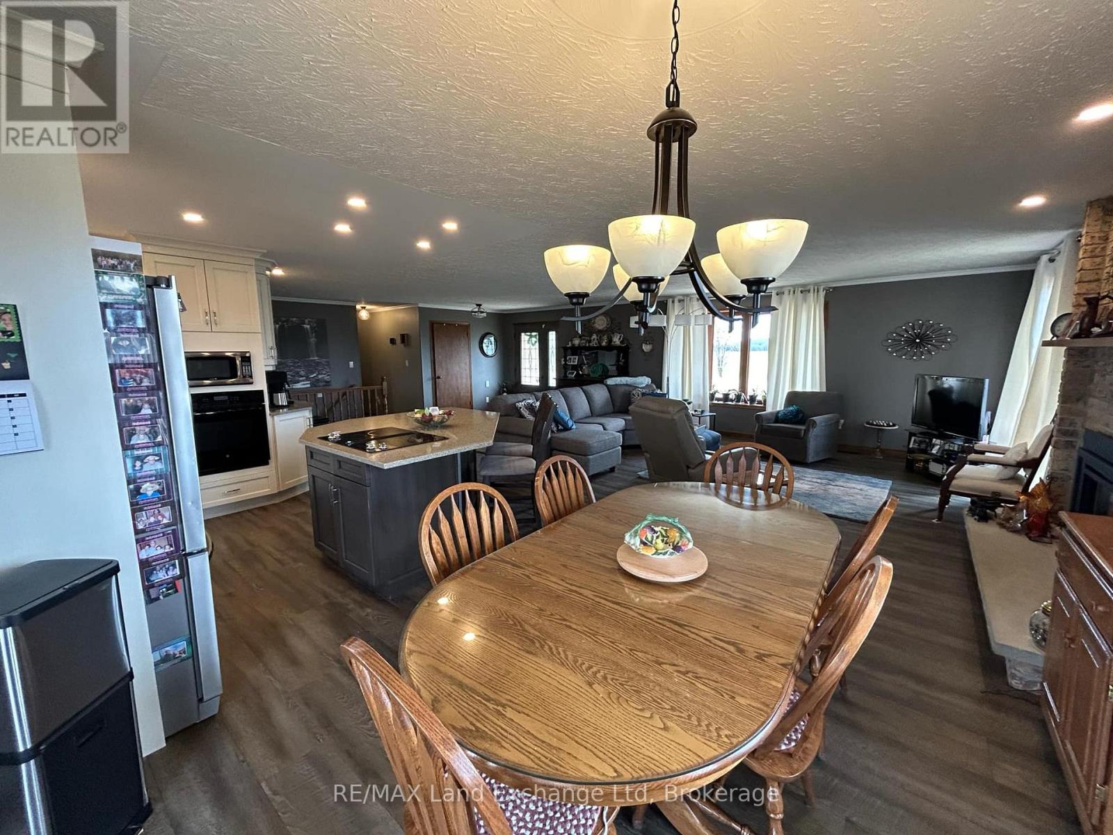 1a Crawford Street, North Huron, Ontario  N0G 2W0 - Photo 22 - X12469435