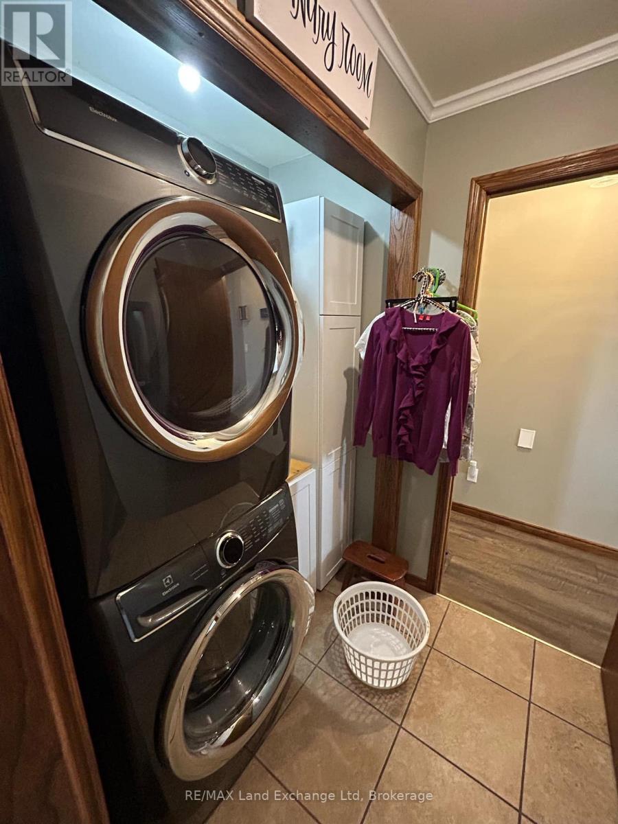 1a Crawford Street, North Huron, Ontario  N0G 2W0 - Photo 30 - X12469435
