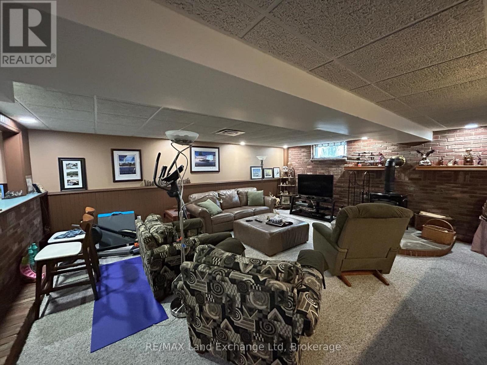 1a Crawford Street, North Huron, Ontario  N0G 2W0 - Photo 37 - X12469435