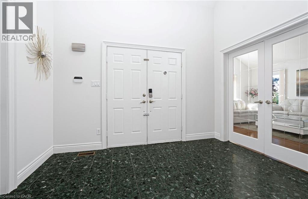 126 Montmorency Drive, Hamilton, Ontario  L8K 6R1 - Photo 4 - 40780279