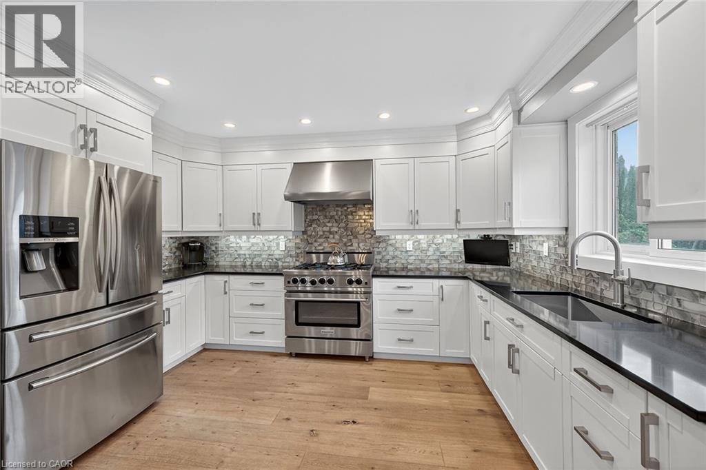 27 Surrey Drive, Ancaster, Ontario  L9K 1L9 - Photo 9 - 40780246