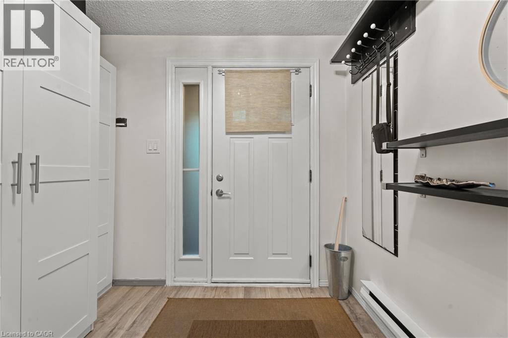 1967 Main Street W Unit# 7, Hamilton, Ontario  L8S 4P4 - Photo 3 - 40777823