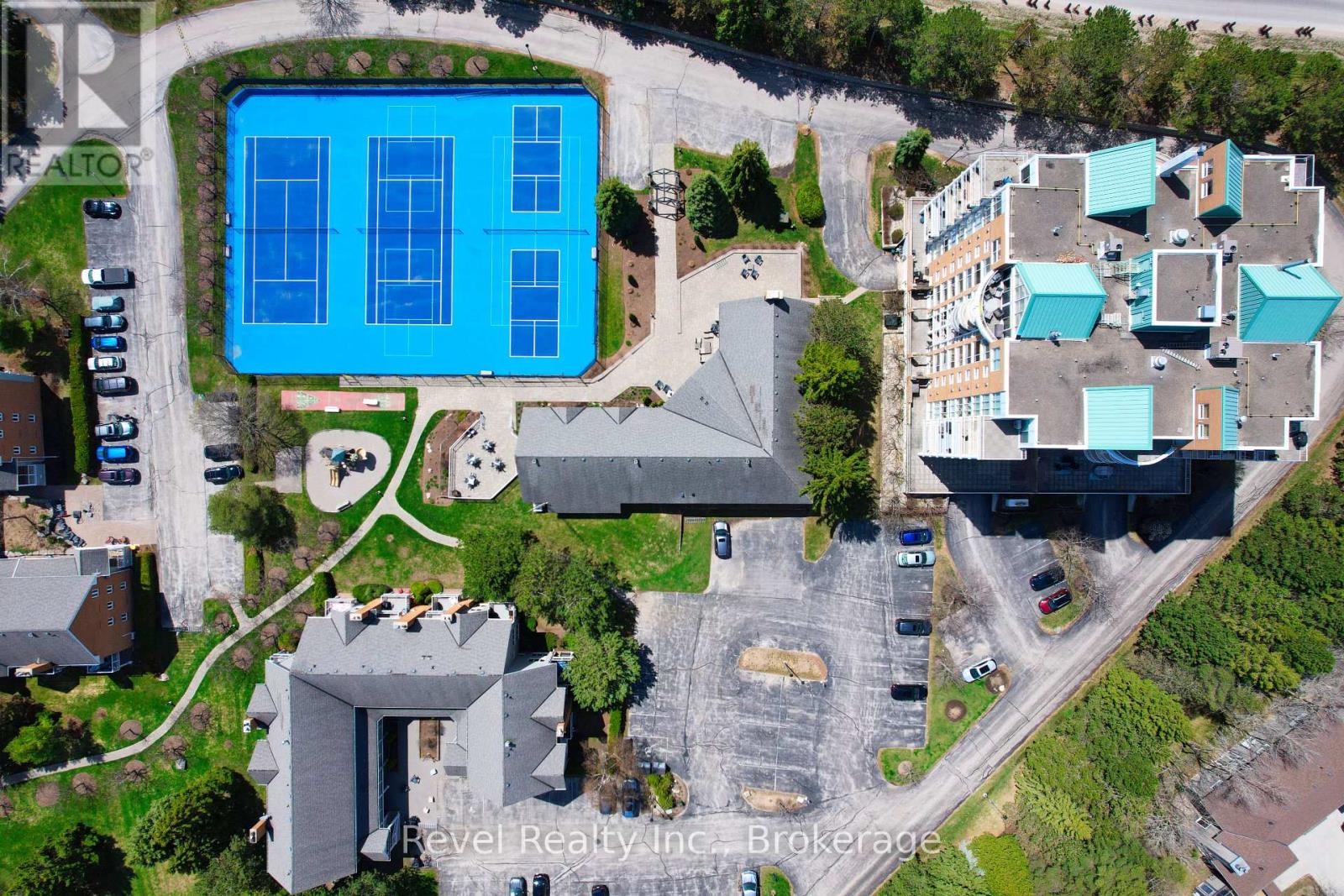 305 - 24 Ramblings Way, Collingwood, Ontario  L9Y 5S7 - Photo 5 - S12469689