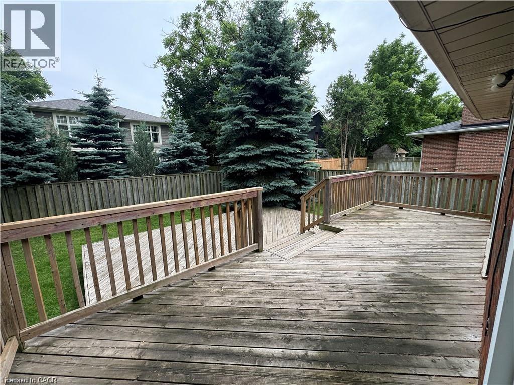 2470 Rebecca Street, Oakville, Ontario  L6L 2B2 - Photo 11 - 40780314