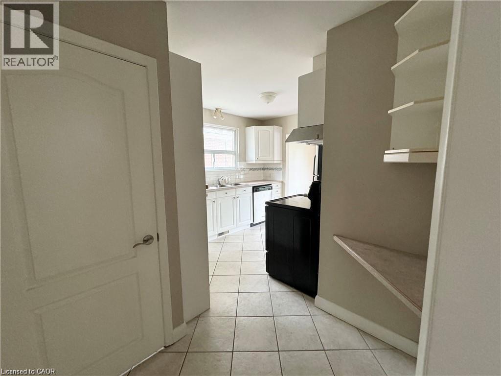 2470 Rebecca Street, Oakville, Ontario  L6L 2B2 - Photo 6 - 40780314