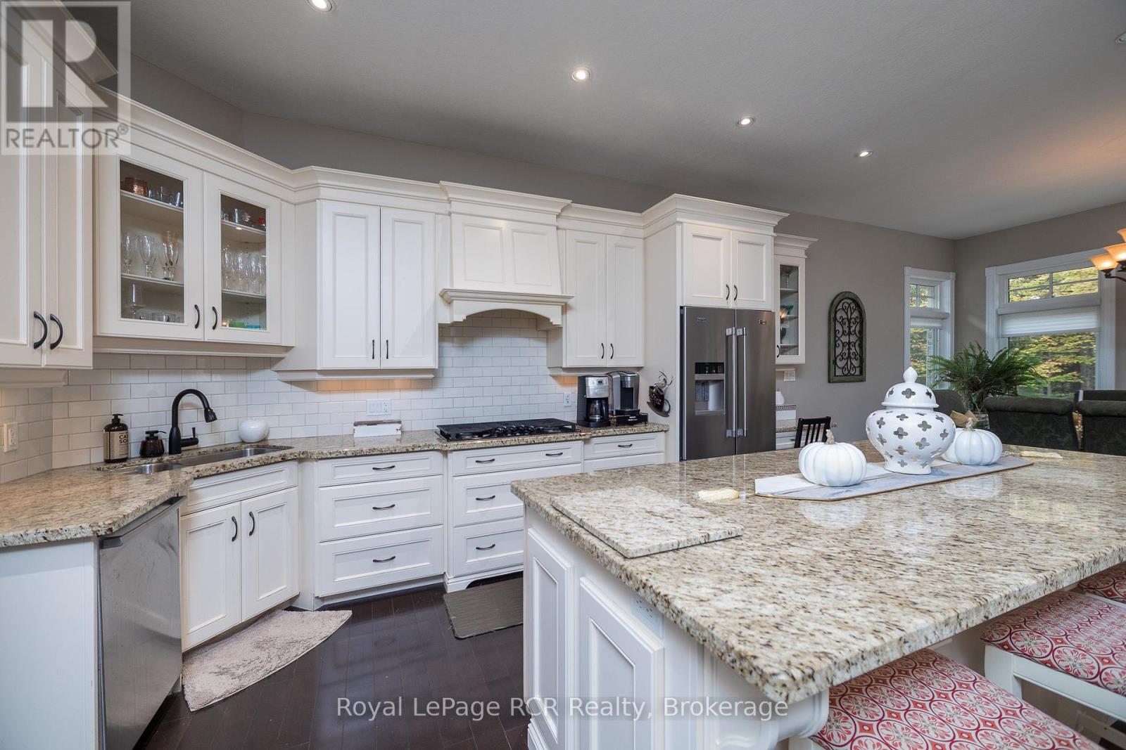 414498 Baseline Road, West Grey, Ontario  N0C 1H0 - Photo 11 - X12469922