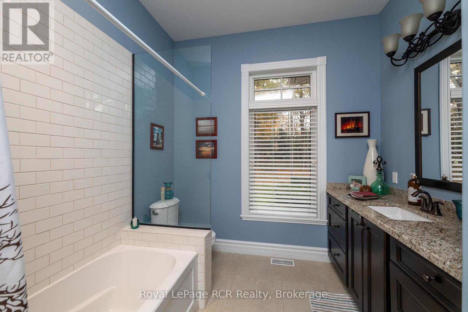 414498 Baseline Road, West Grey, Ontario  N0C 1H0 - Photo 22 - X12469922