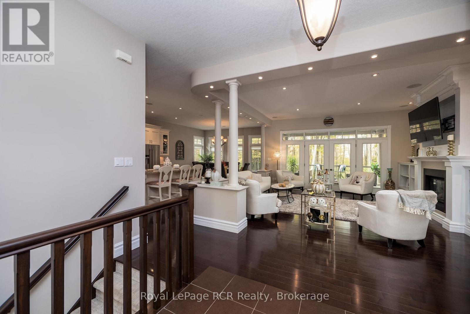 414498 Baseline Road, West Grey, Ontario  N0C 1H0 - Photo 4 - X12469922