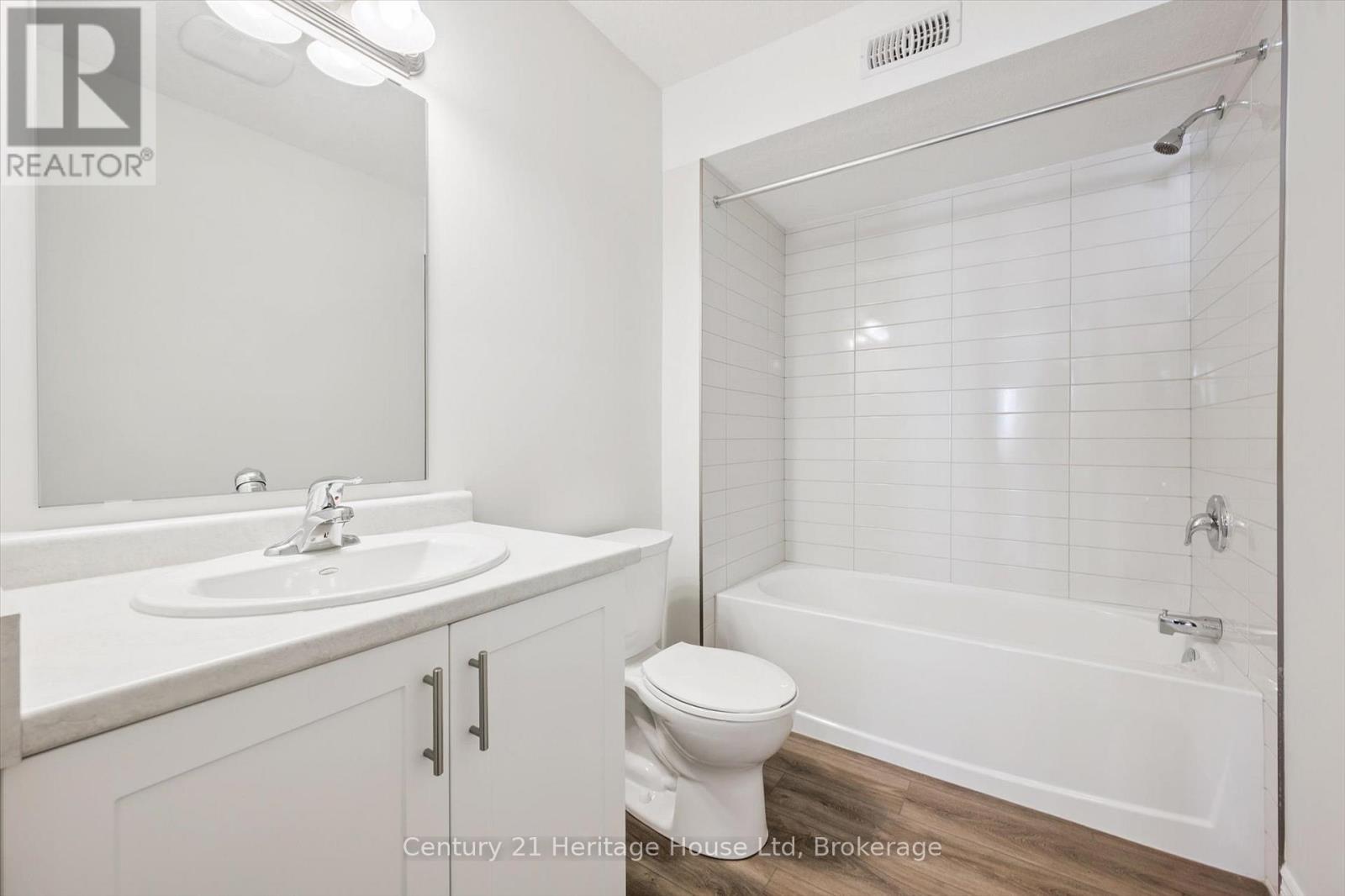 5 - 465 Garafraxa Street W, Centre Wellington, Ontario  N1M 0L6 - Photo 27 - X12470235