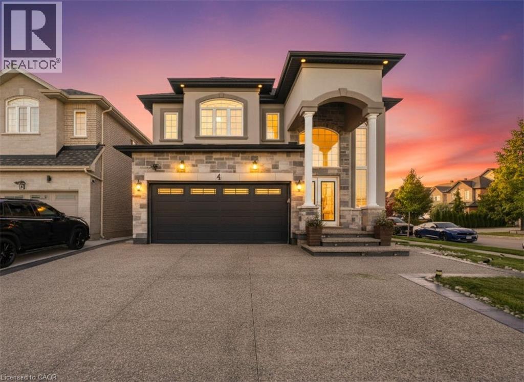 4 ST ANTHONY Place, Hamilton, Ontario